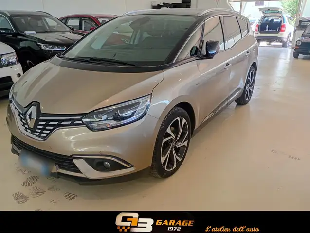 Renault Grand Scenic dCi 160 CV EDC Energy Bose