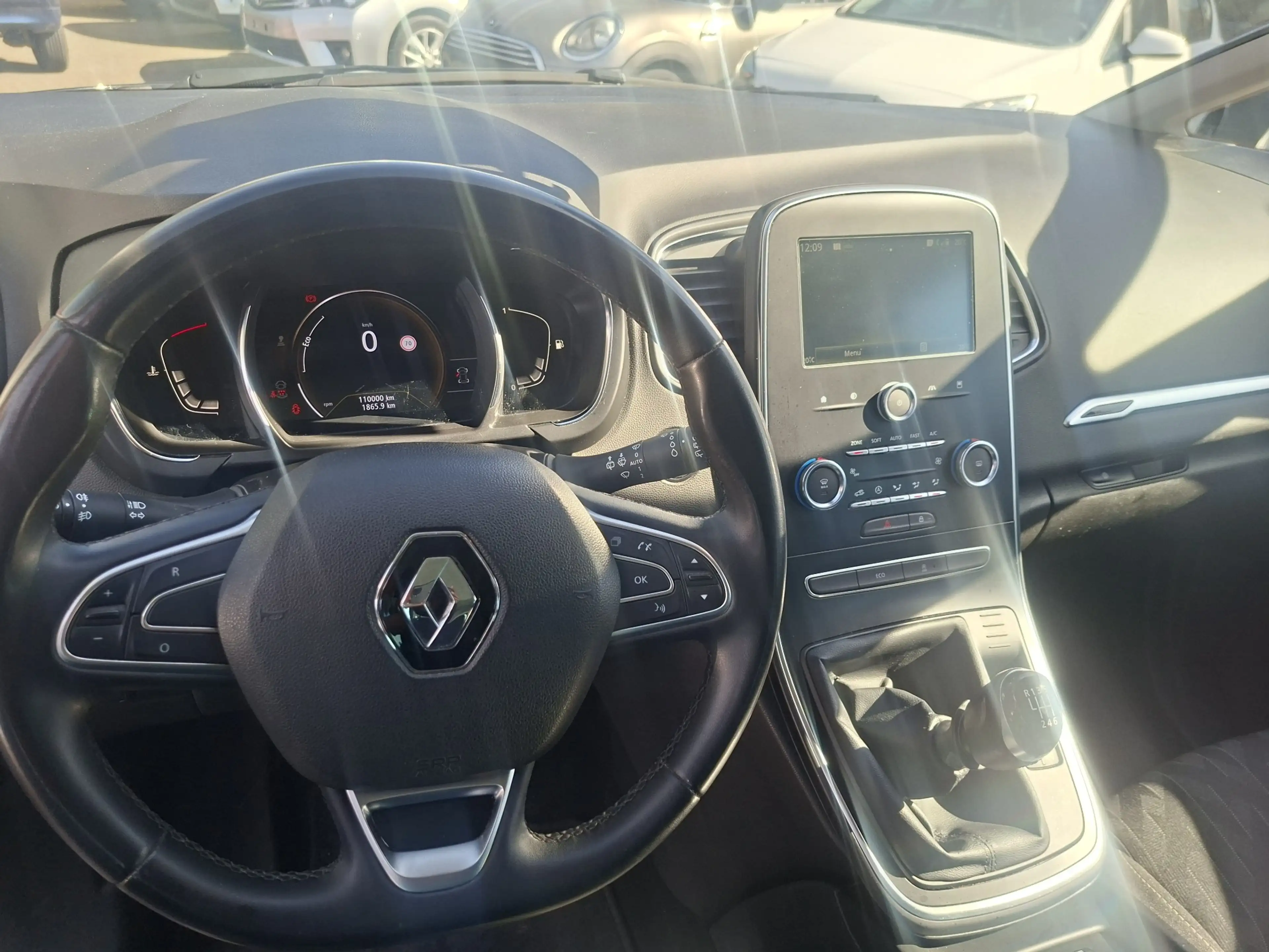 Renault Grand Scenic Grand Scénic 1.33 TCe Limited Edition GPF (EU6.2) — photo 10