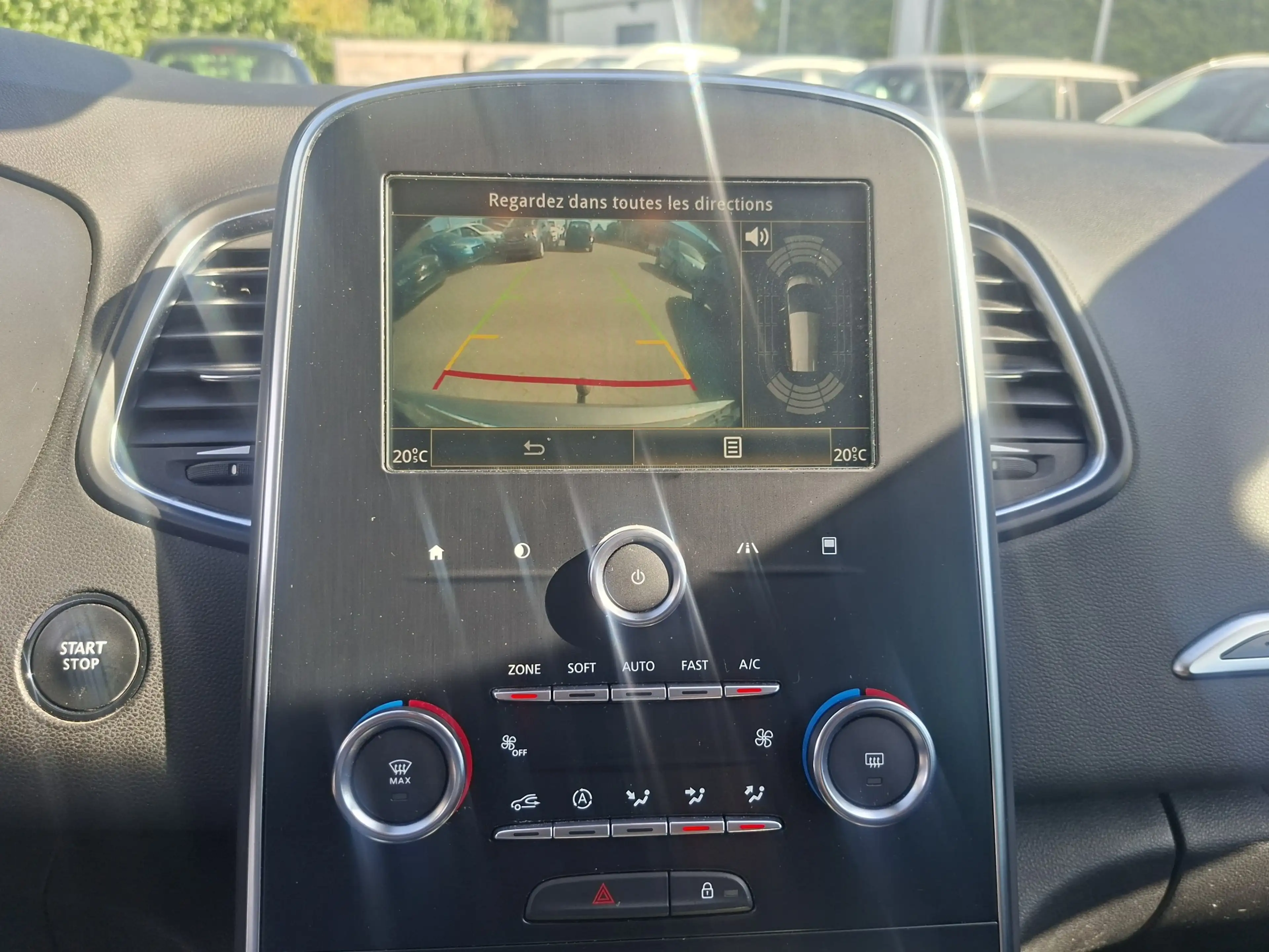 Renault Grand Scenic Grand Scénic 1.33 TCe Limited Edition GPF (EU6.2) — photo 9
