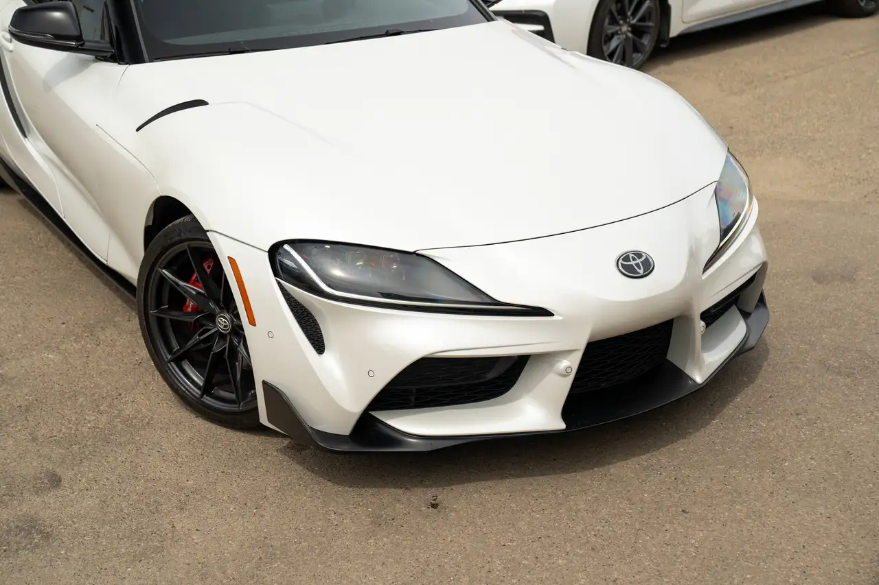 Toyota GR Supra photo Toyota GR Supra