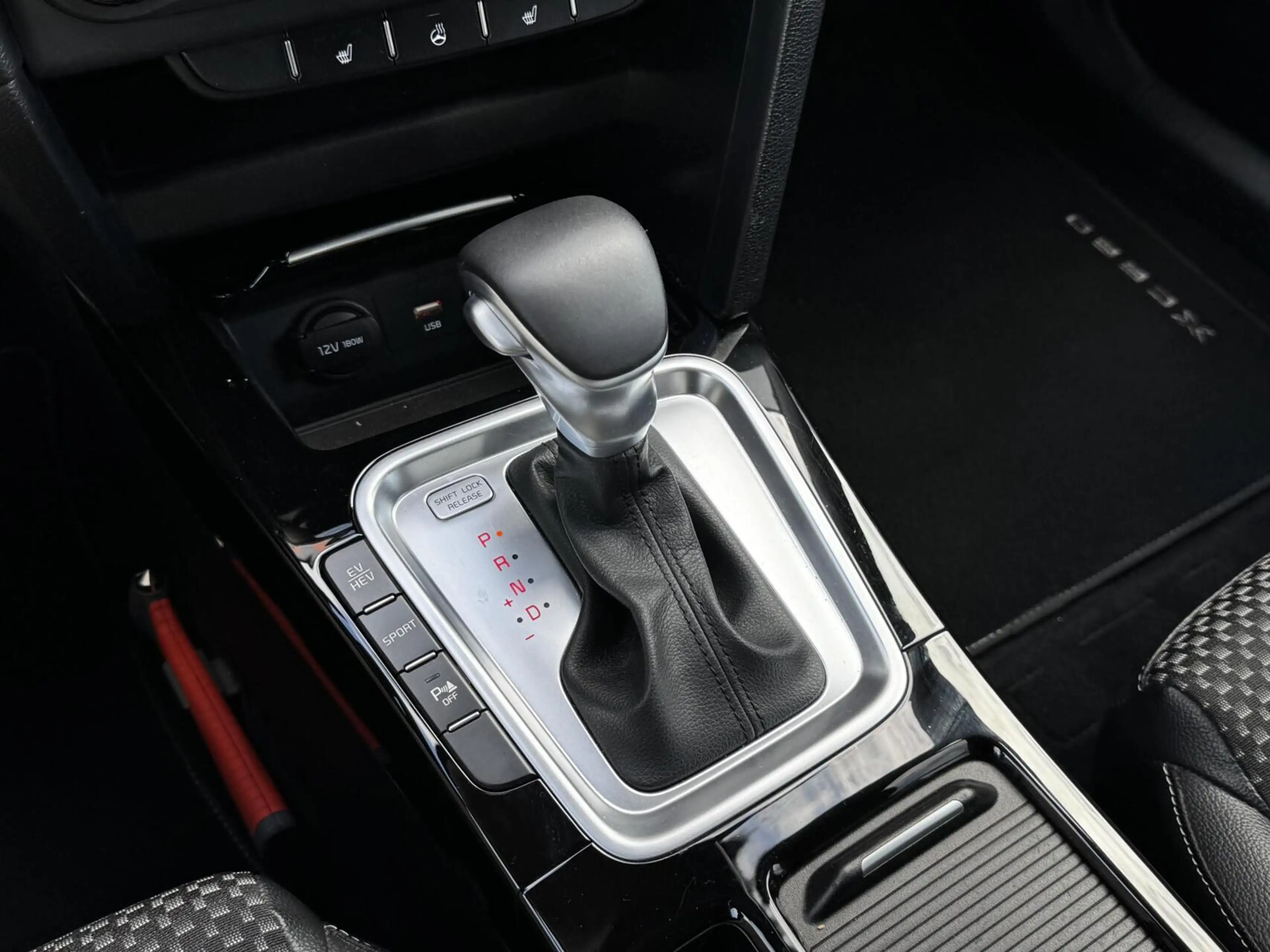 Kia XCeed 1.6 GDi PHEV DynamicPlusLine|Trekha|Camera|LED|ACC — photo 6