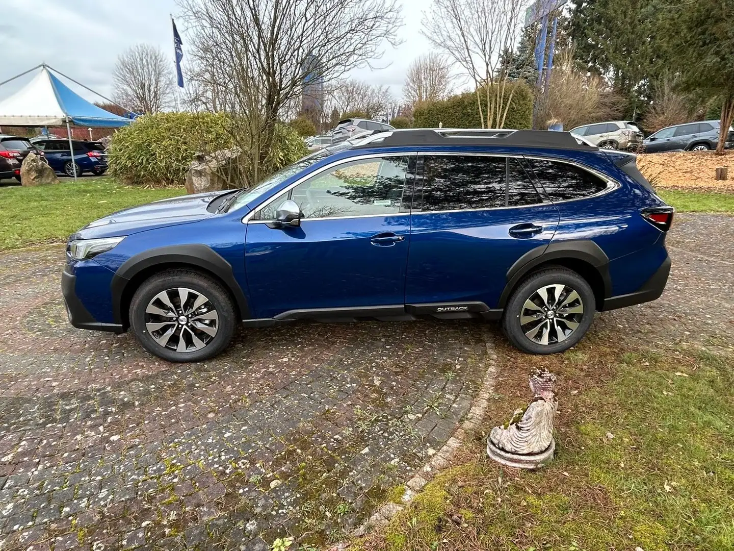 Subaru OUTBACK 2.5i Platinum Lineartronic Modell 2025 Blau - 2