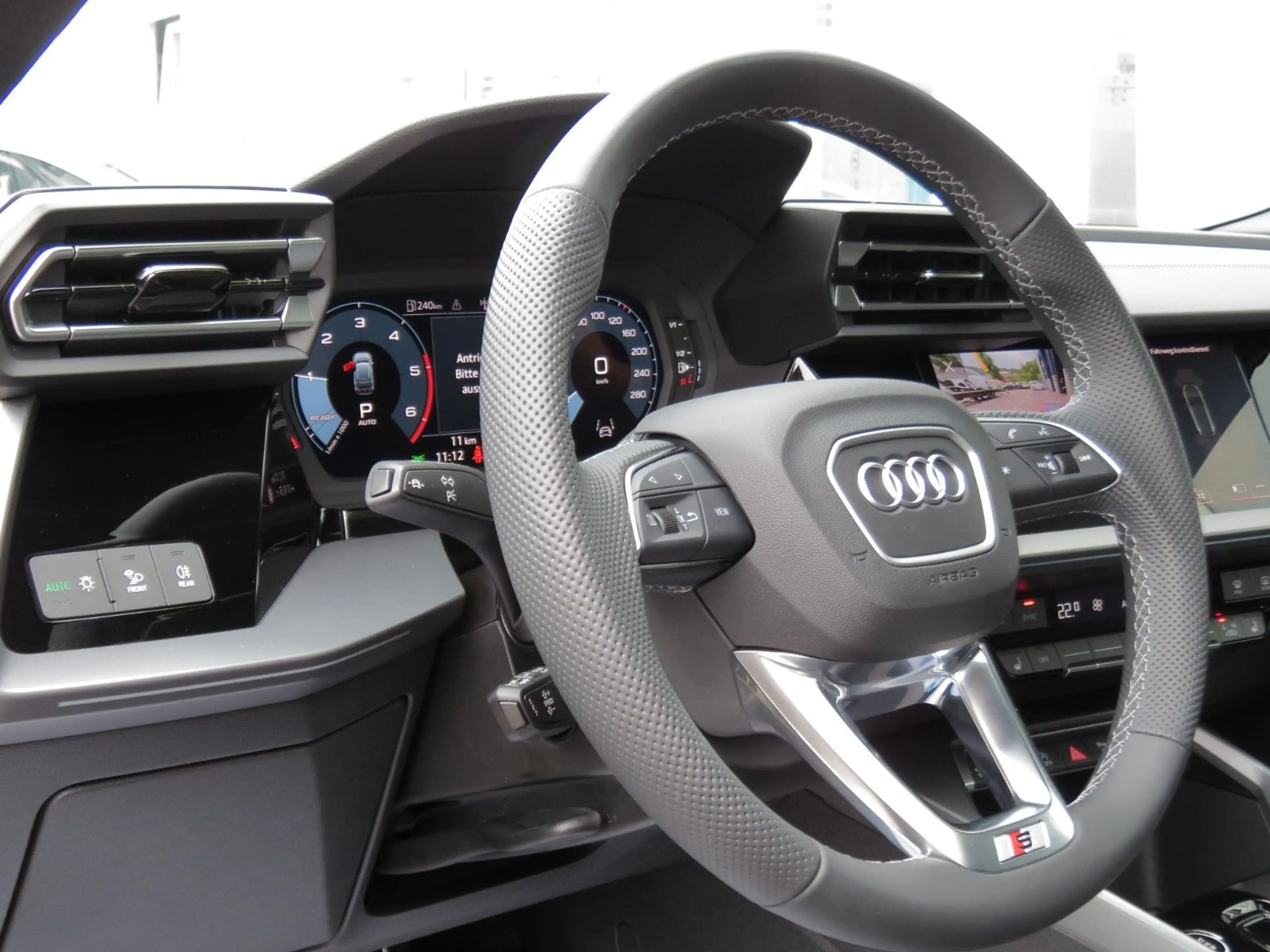 Audi A3 Sportback TDI 110 kW 2x S line PANO SONOS 360 — photo 5