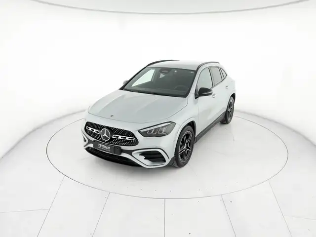 Mercedes-Benz GLA 200 200 d amg line advanced plus auto