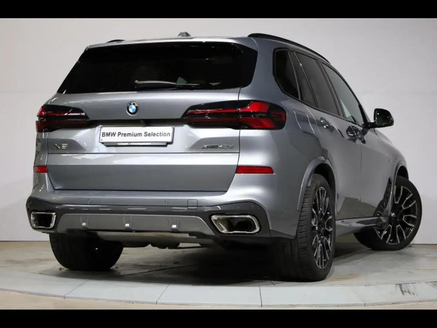 BMW X5 xDrive40d Kit M Sport Gris - 2