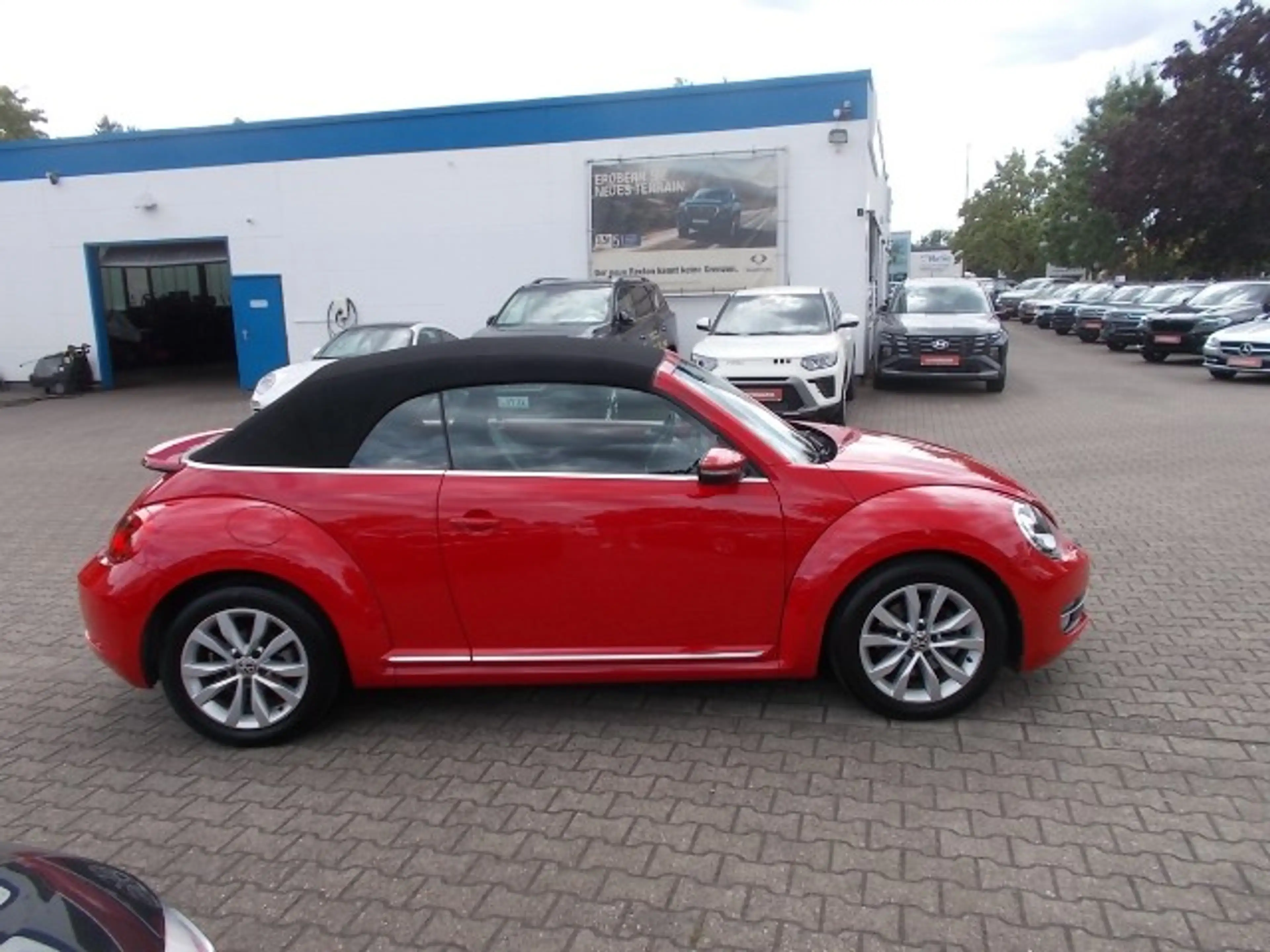 Volkswagen Beetle Beetle Cabrio Design Navi BXenon SHZ, PDC — photo 12