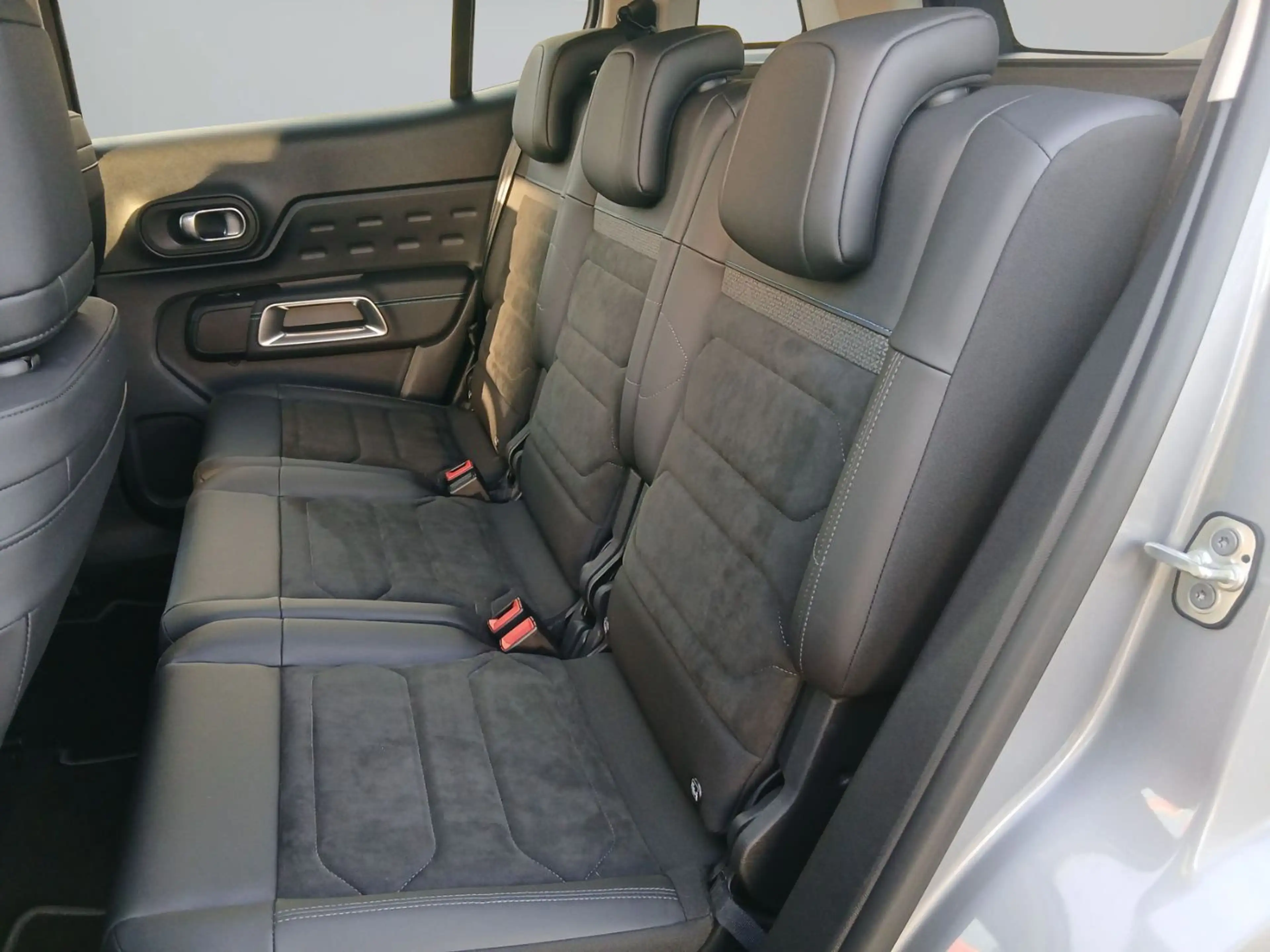 Citroen C5 Aircross 1.2 Mild Hybrid 136 MAX LED+Kamera+ — photo 12