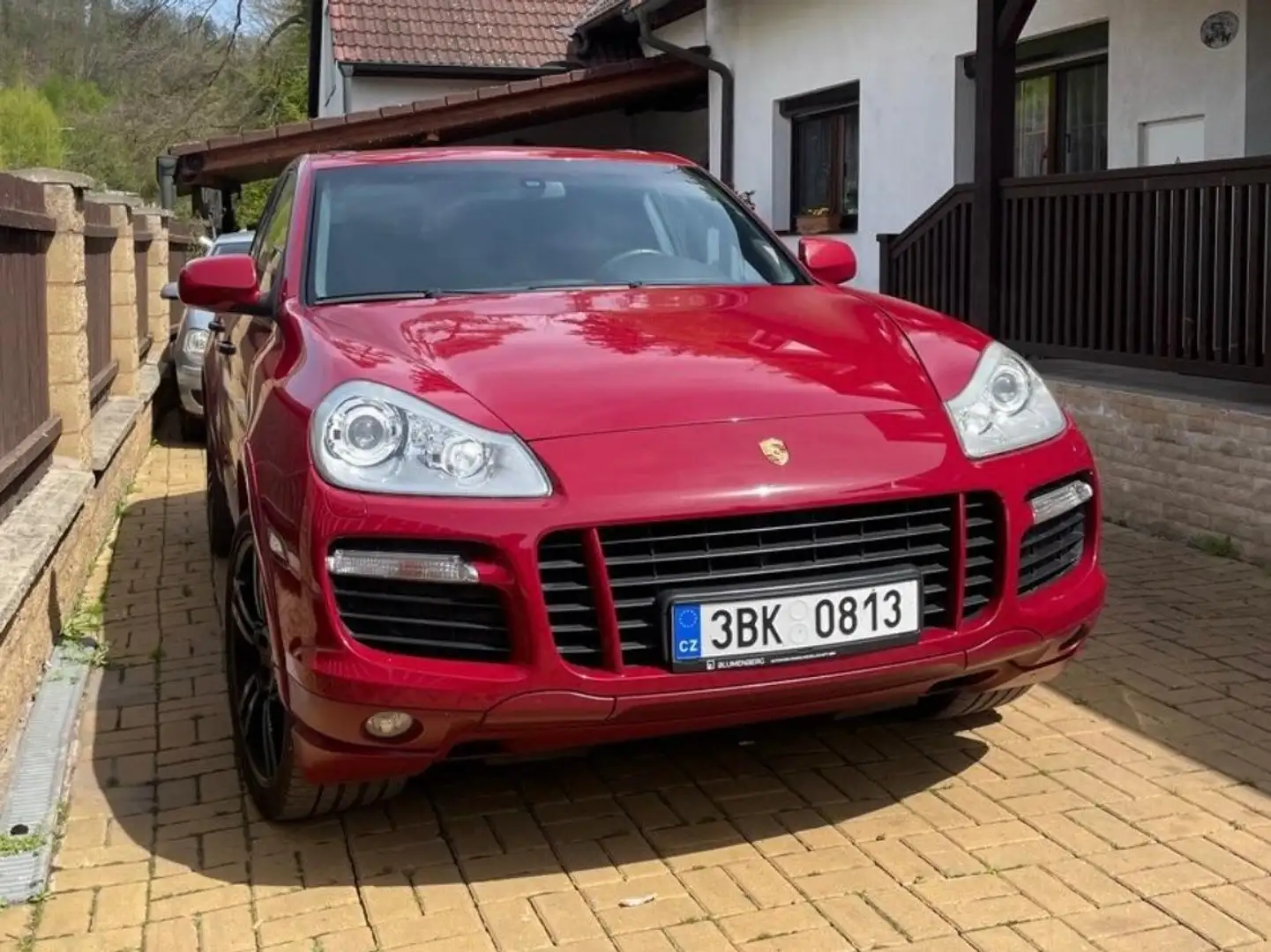 Porsche Cayenne Cayenne GTS Aut. GTS Rot - 1