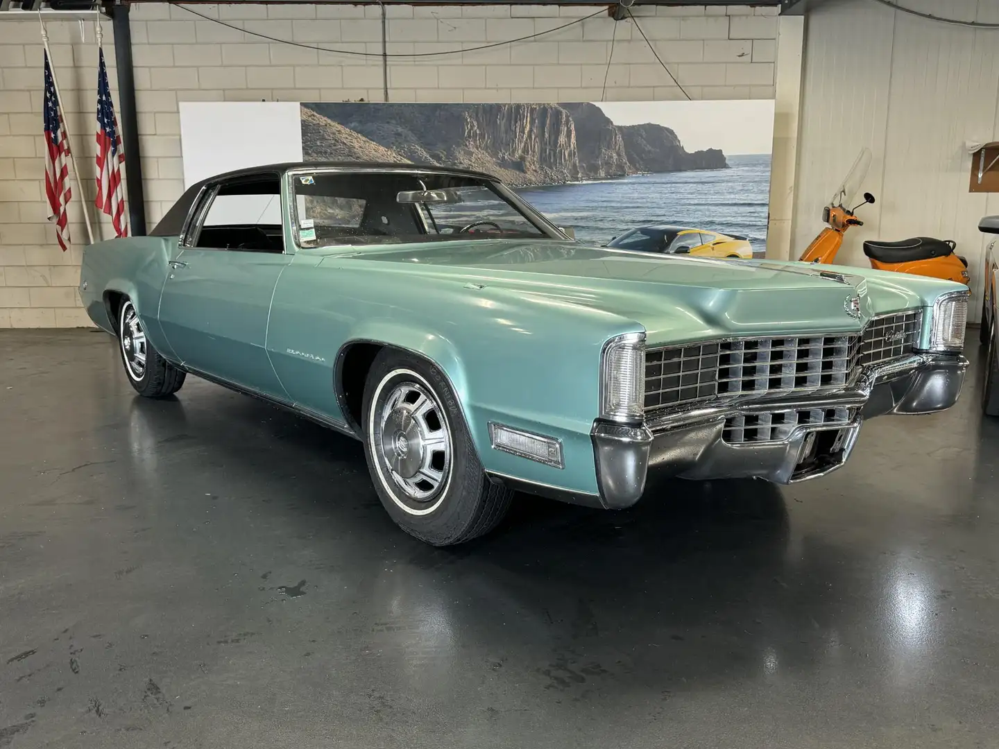 Cadillac Eldorado 7.7-V8 COUPE Green - 2