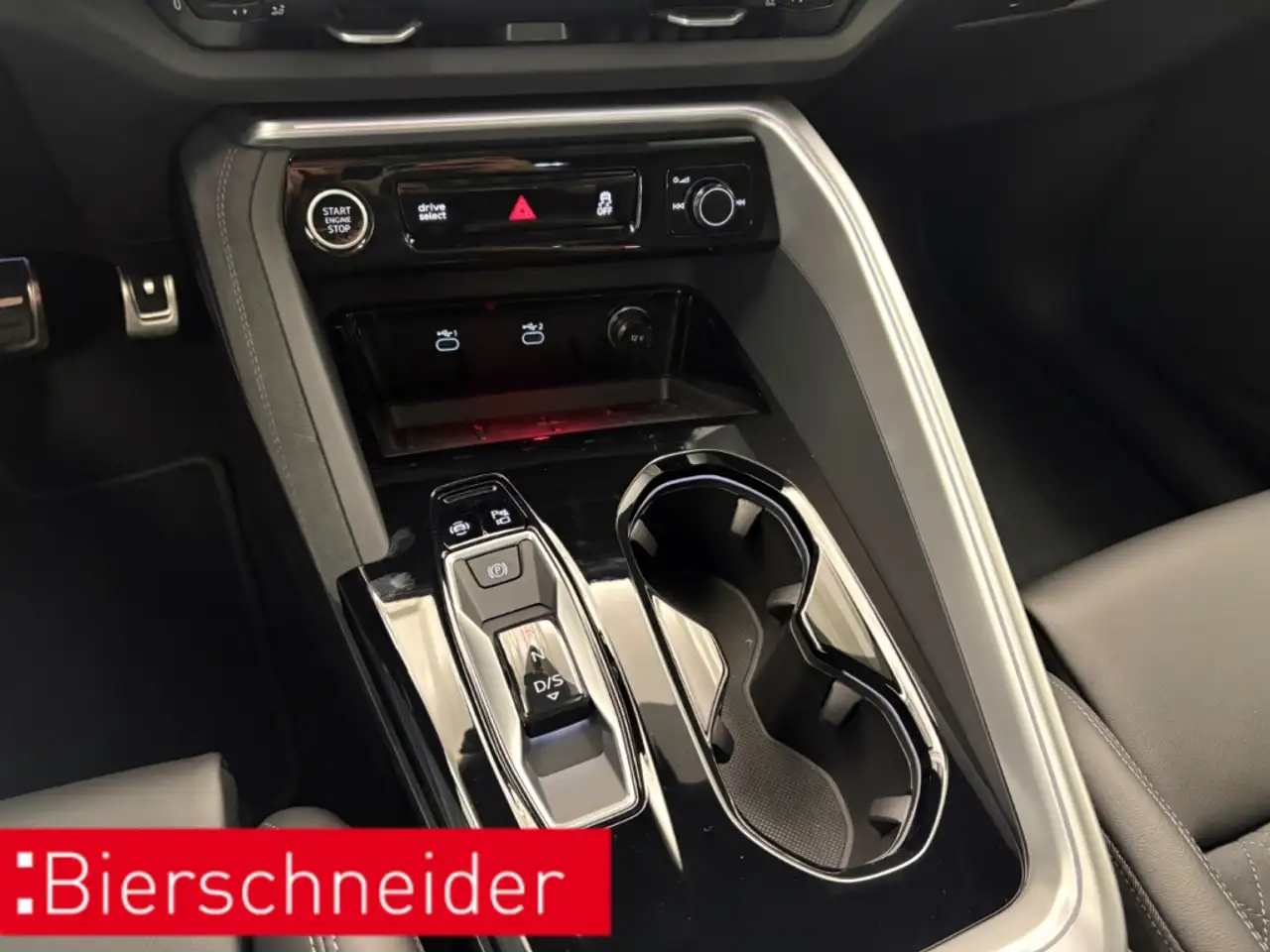 Audi Q5 Sportback S line TFSI tronic edition one 5J PANO 2 13