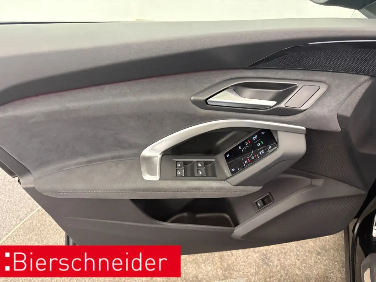 Audi Q5 Sportback S line TFSI tronic edition one 5J PANO 2 7
