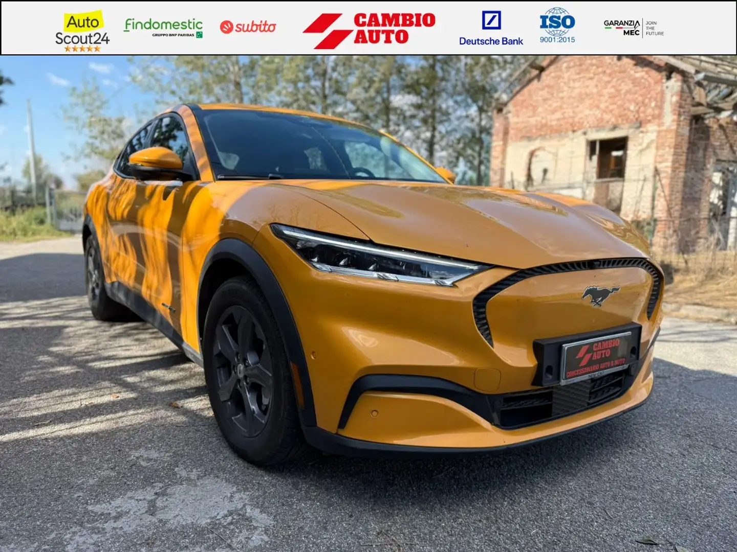 Ford Mustang Mach-e standard range rwd 269cv auto Jaune - 1