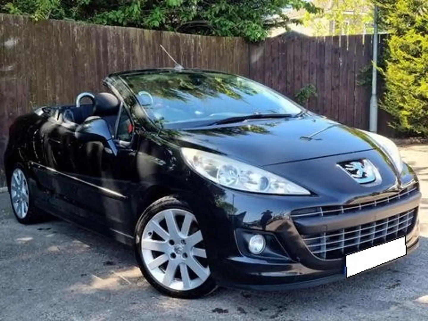 Peugeot 207 Cabrio Belle - Merci de lire toute la description Zwart - 1