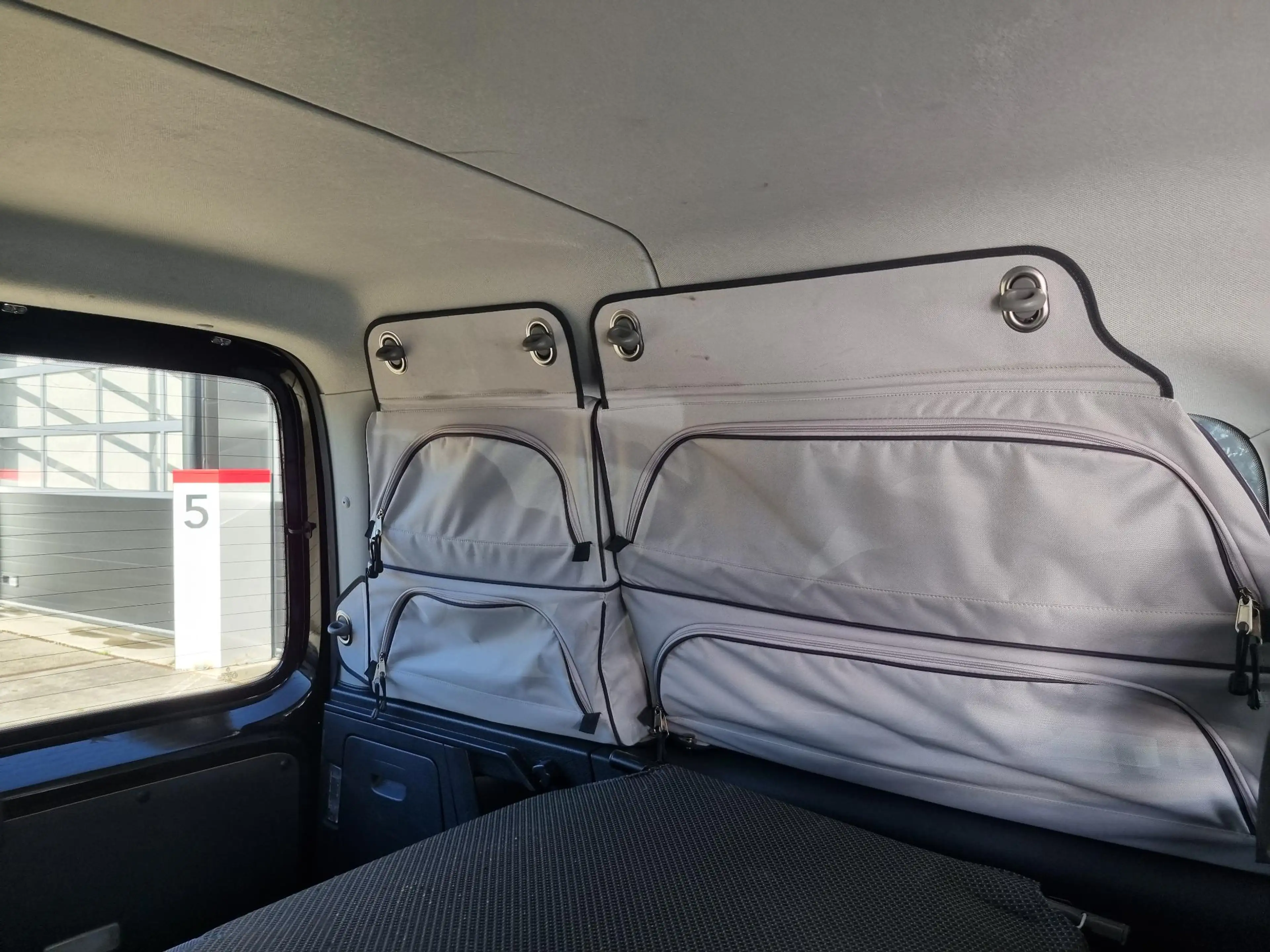 Volkswagen Caddy Maxi 1.4 TSI 130pk. DSG-Aut. BEACH MINICAMPER / FU — photo 8