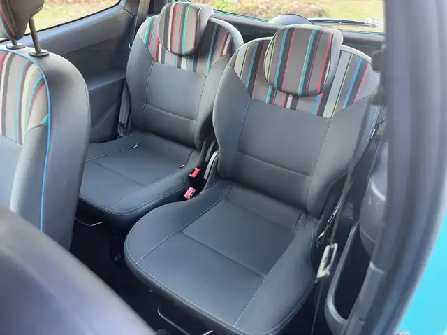 Renault Twingo view 8