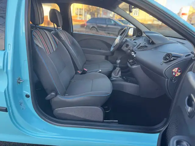 Renault Twingo view 11