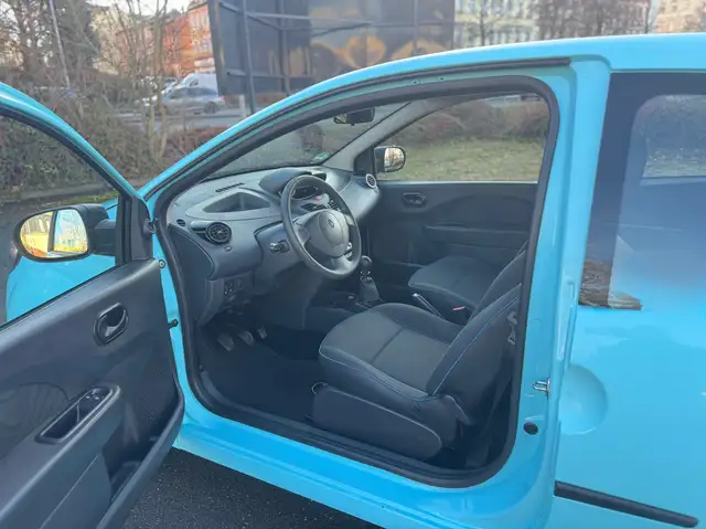 Renault Twingo view 6