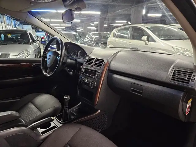 Mercedes-Benz A-Class view 8