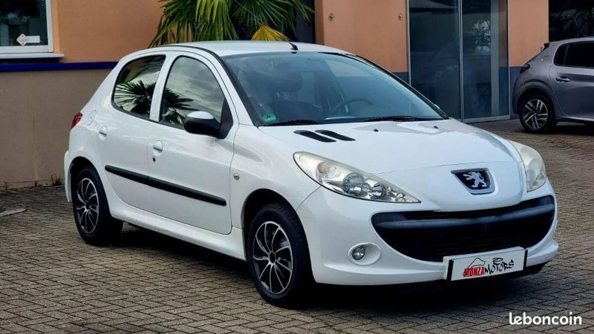 Peugeot 206 + 1.1 URBAN 5P Blanc - 1