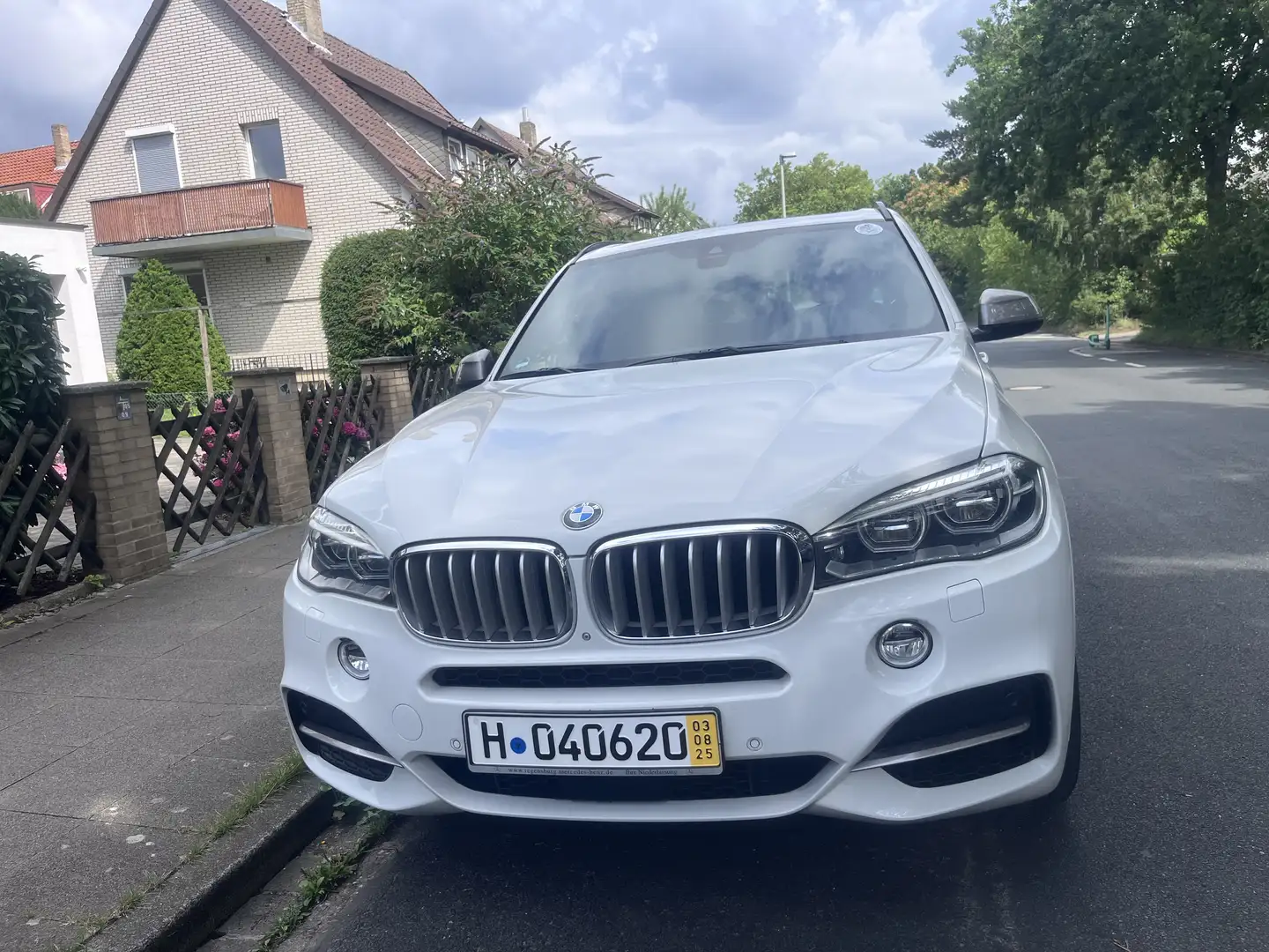 BMW X5 M 50d*Sport-Aut.omat*Softclos*Leder*Sandheizu*UHD - 1