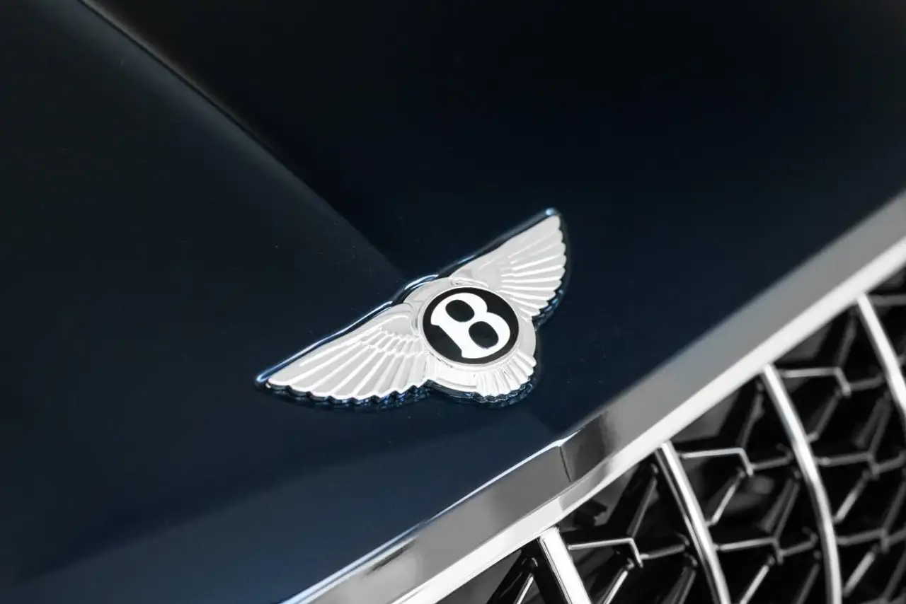 Bentley Continental GT 2025 — фото 14