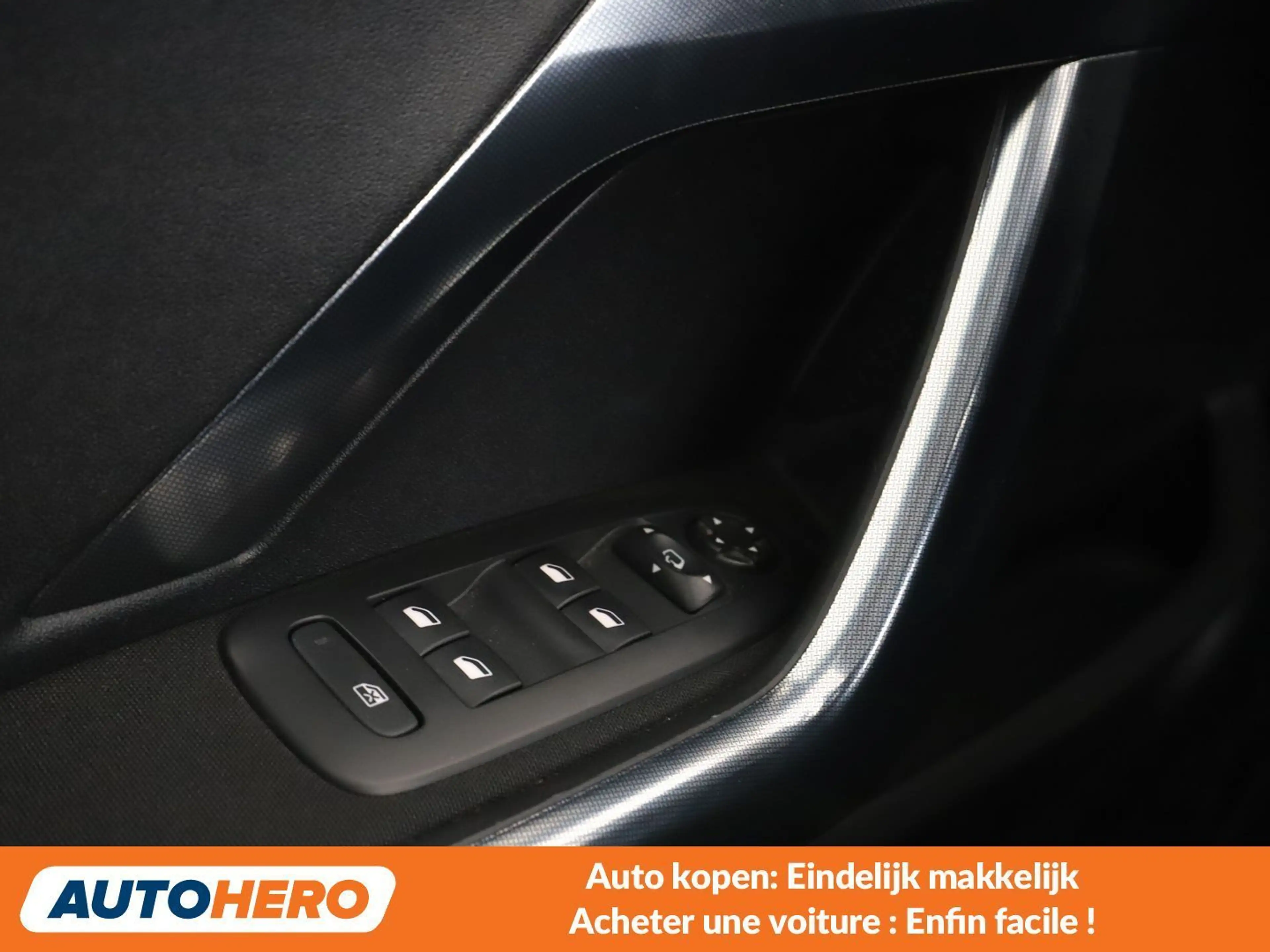 Peugeot 2008 1.6 Blue-HDi Allure — photo 15