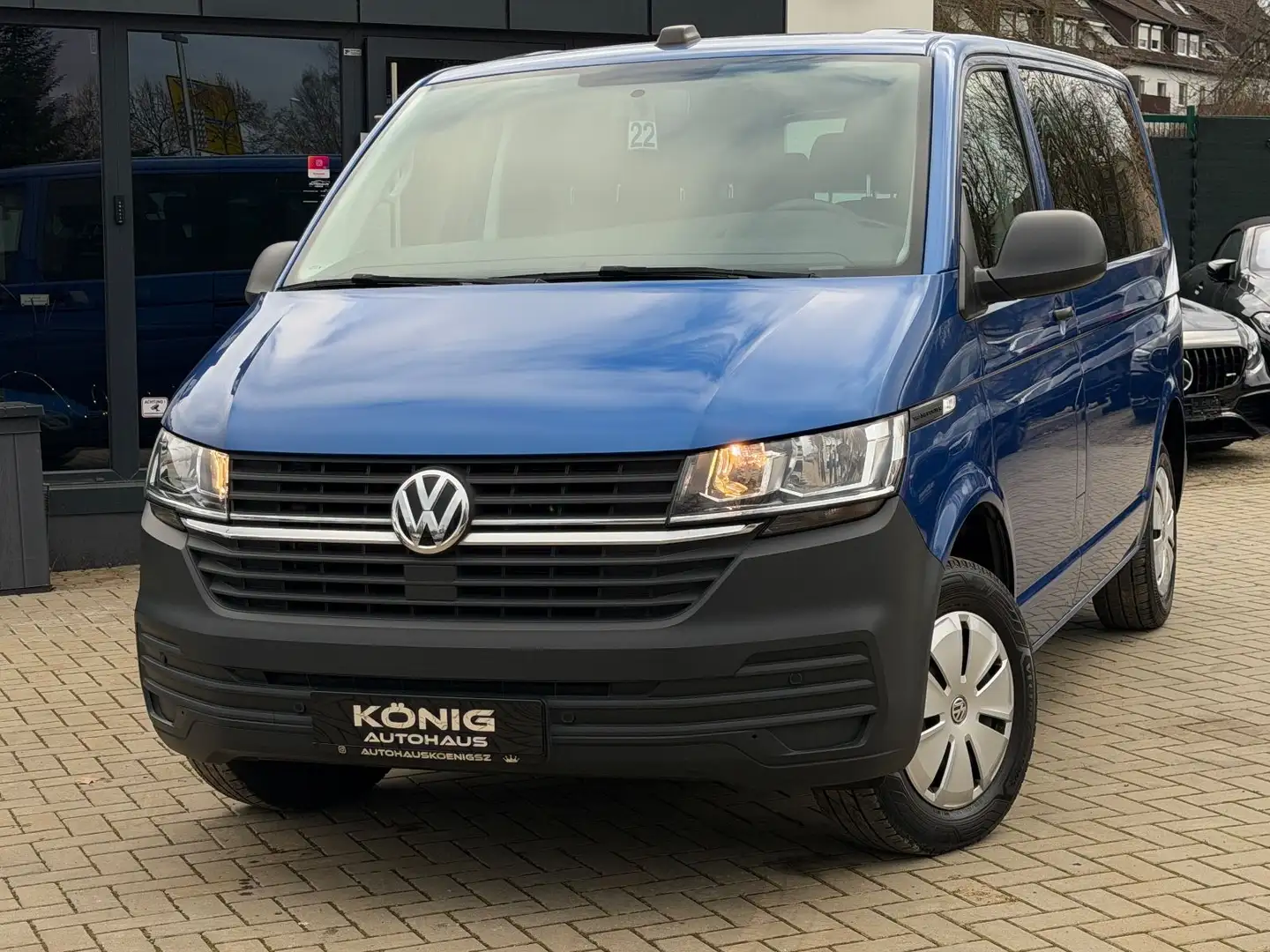 Volkswagen T6 Transporter *2.0 TDI*9-Sitzer*Schiebetür* Blau - 2