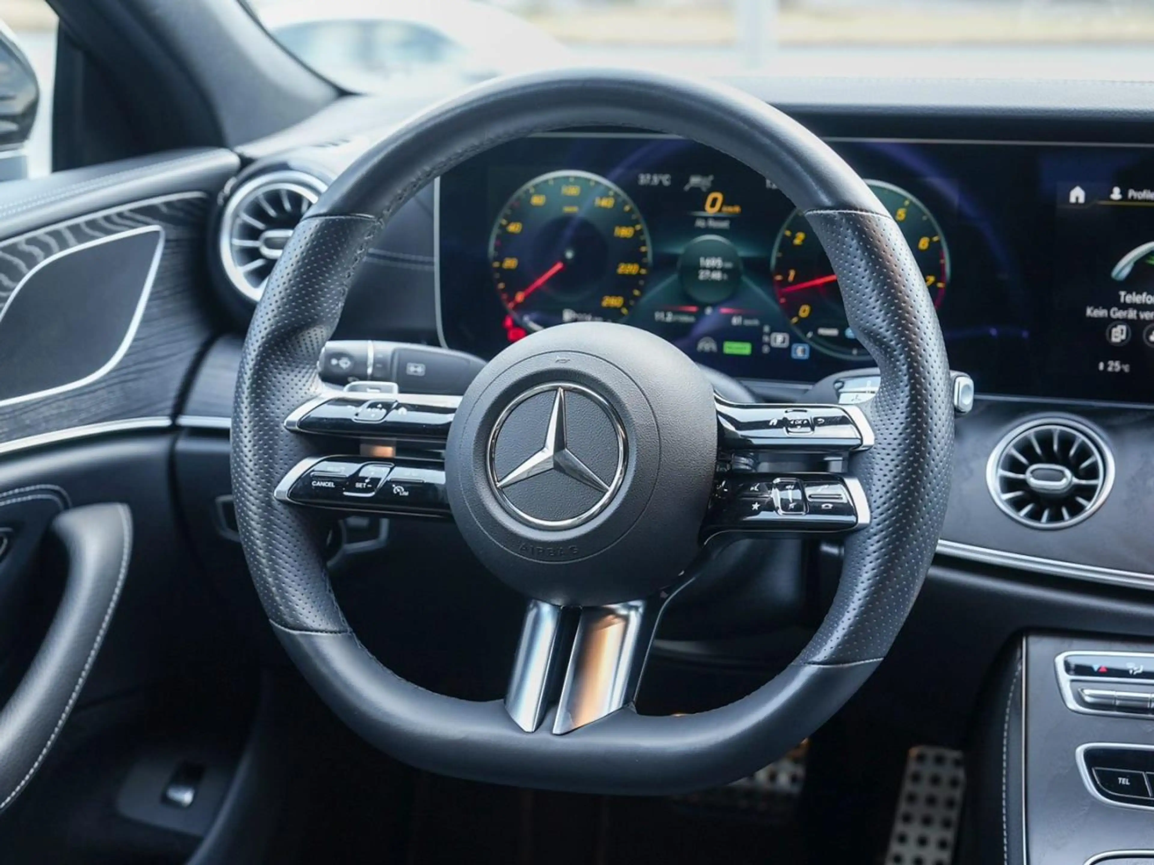 Mercedes-Benz CLS 450 4M AMG Night Distronic Memory Kamera — photo 8