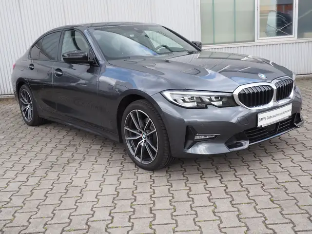 BMW 320 i Aut. Sport Line*Glasdach*ACC*HUD*HiFi*Komfortzug