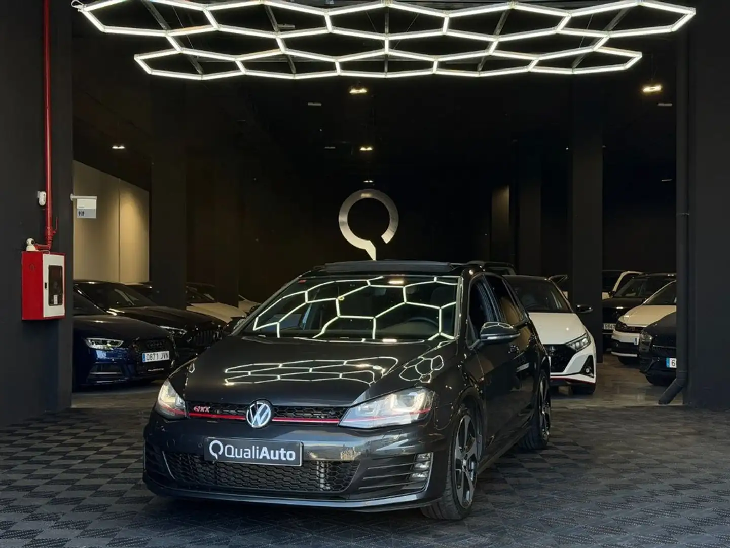 Volkswagen Golf GTI 2.0 TSI Performance DSG 230 Gris - 1