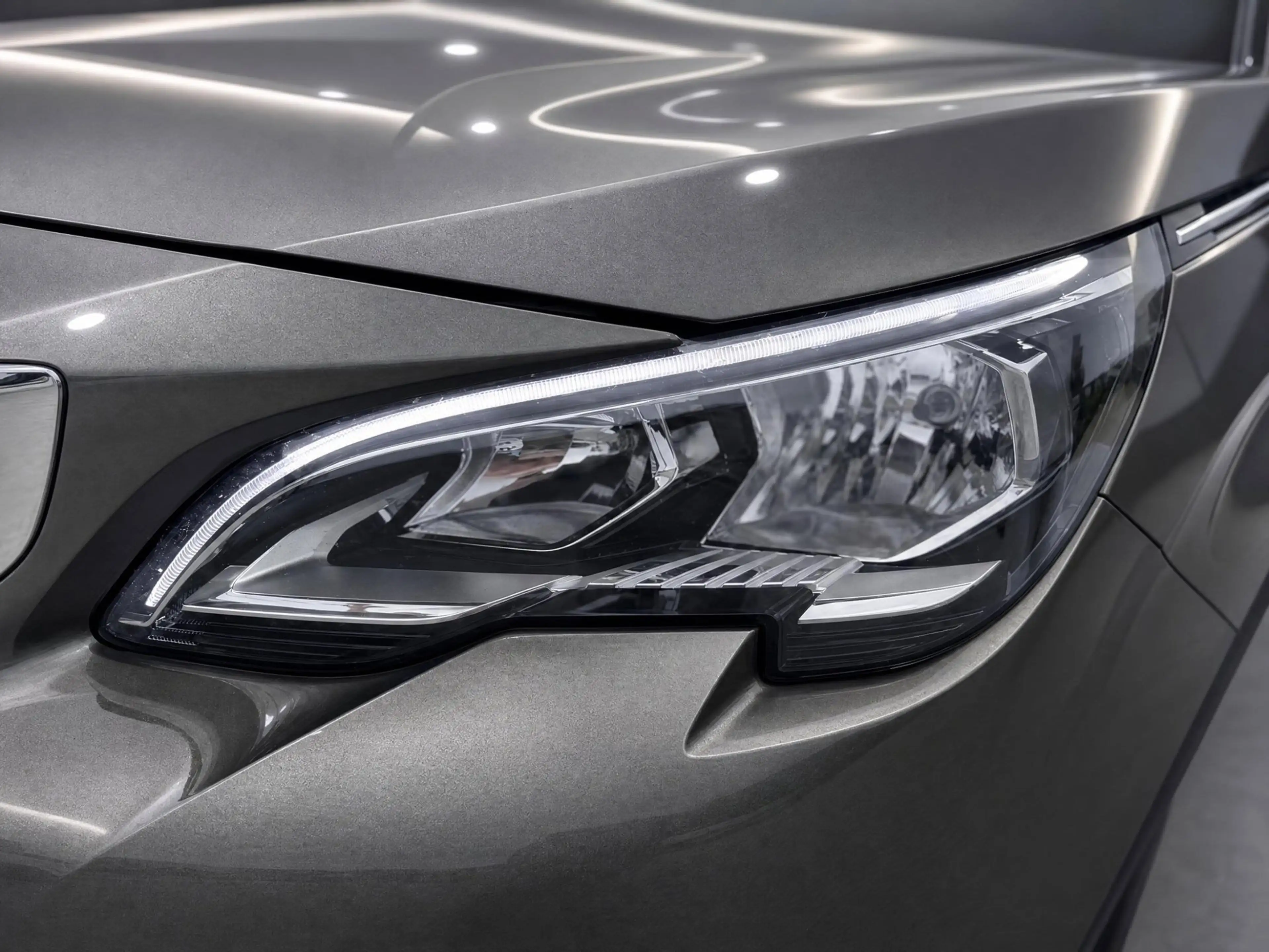 Peugeot 3008 1.2 PureTech Allure met Led !!! 18 Inch !!! Climat — photo 10