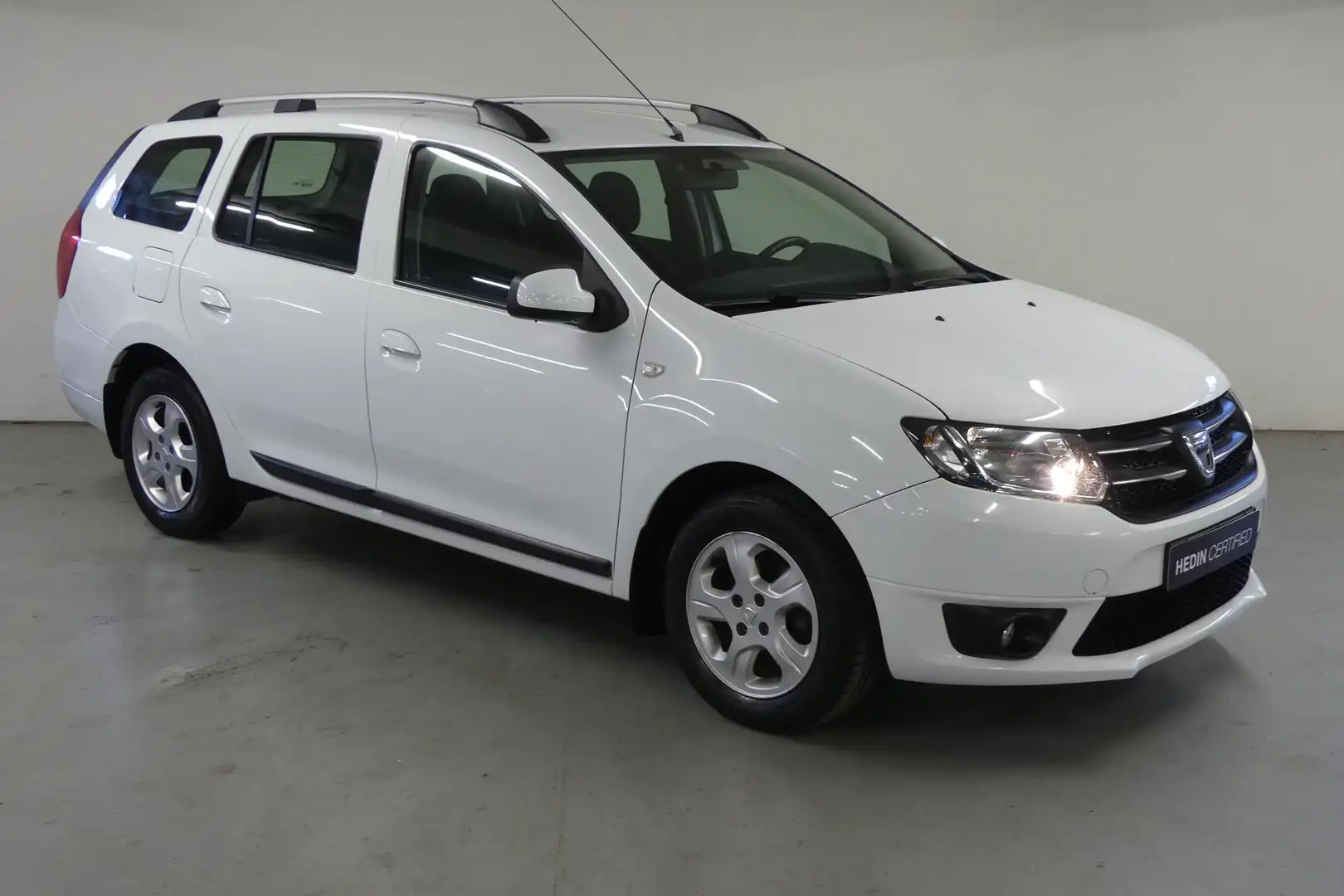 Dacia Logan MCV TCe 90 Prestige | MediaNav Multimedia & Naviga Wit - 2