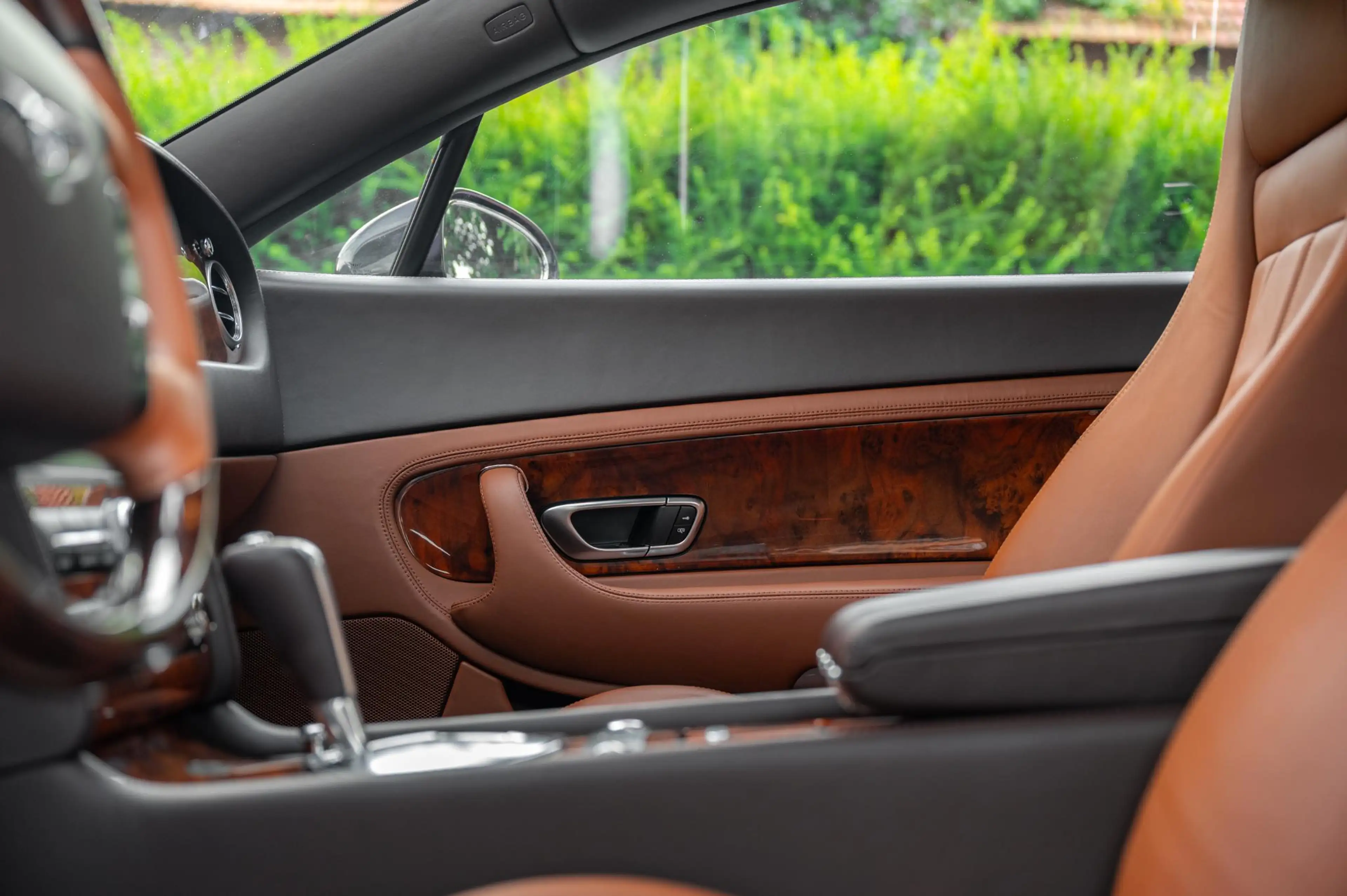 Bentley Continental GT 6.0 W12 560pk | Zwart/Cognac | — photo 21