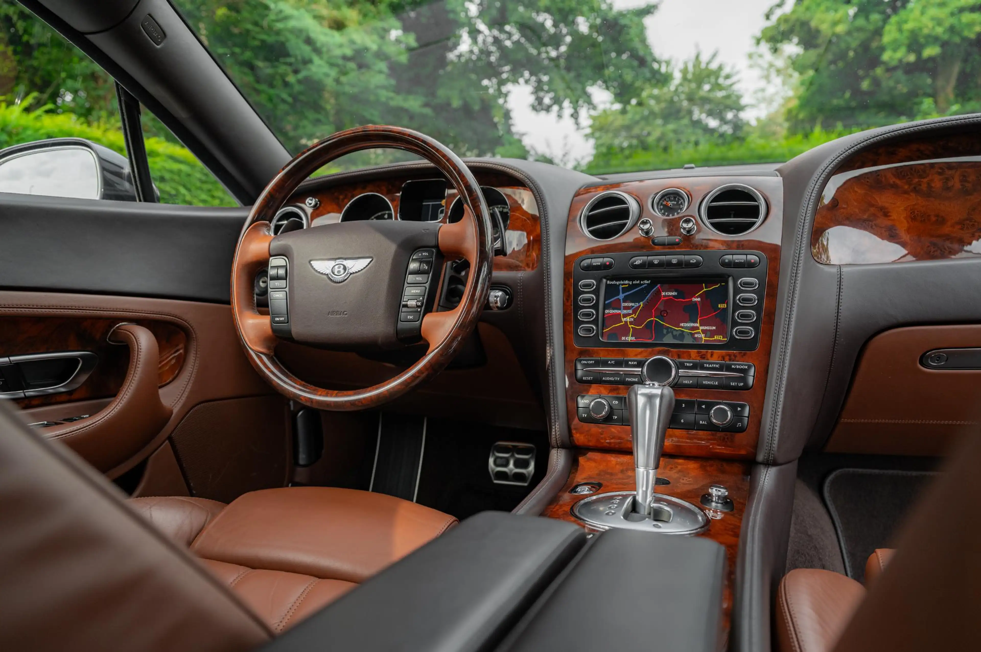 Bentley Continental GT 6.0 W12 560pk | Zwart/Cognac | — photo 10