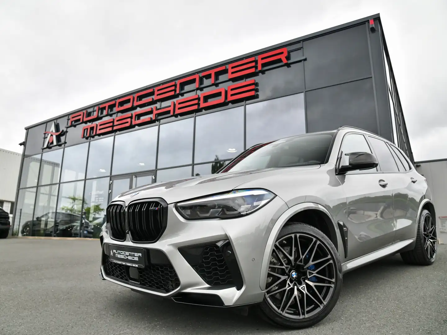 BMW X5 M Competition Pano* AHK* Carbon* 360° * 22 * Gris - 1