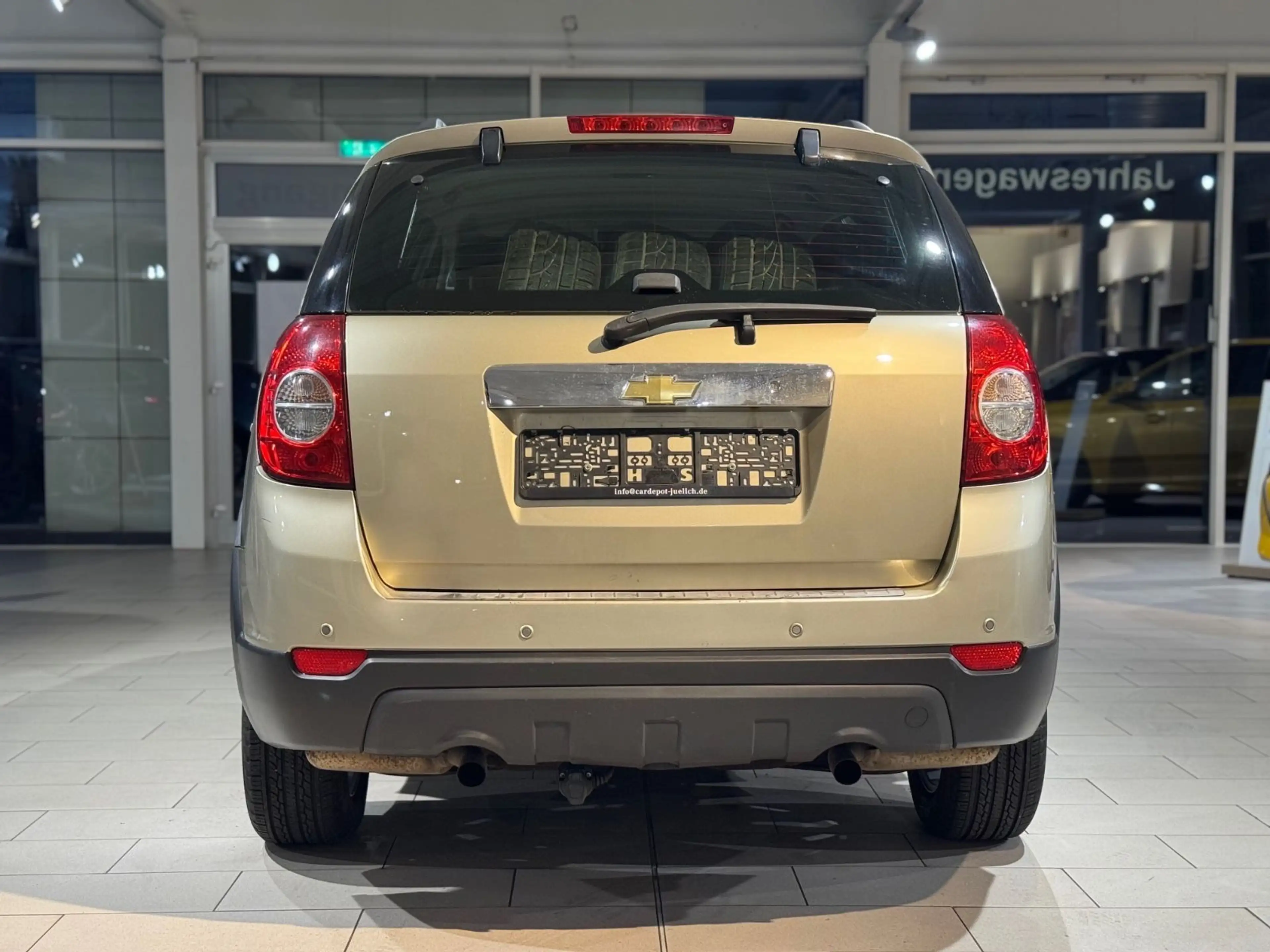 Chevrolet Captiva 2.4 LS 2WD*KLIMA*AHK*NAVI*PDC*SHZ*7.SITZ — photo 8