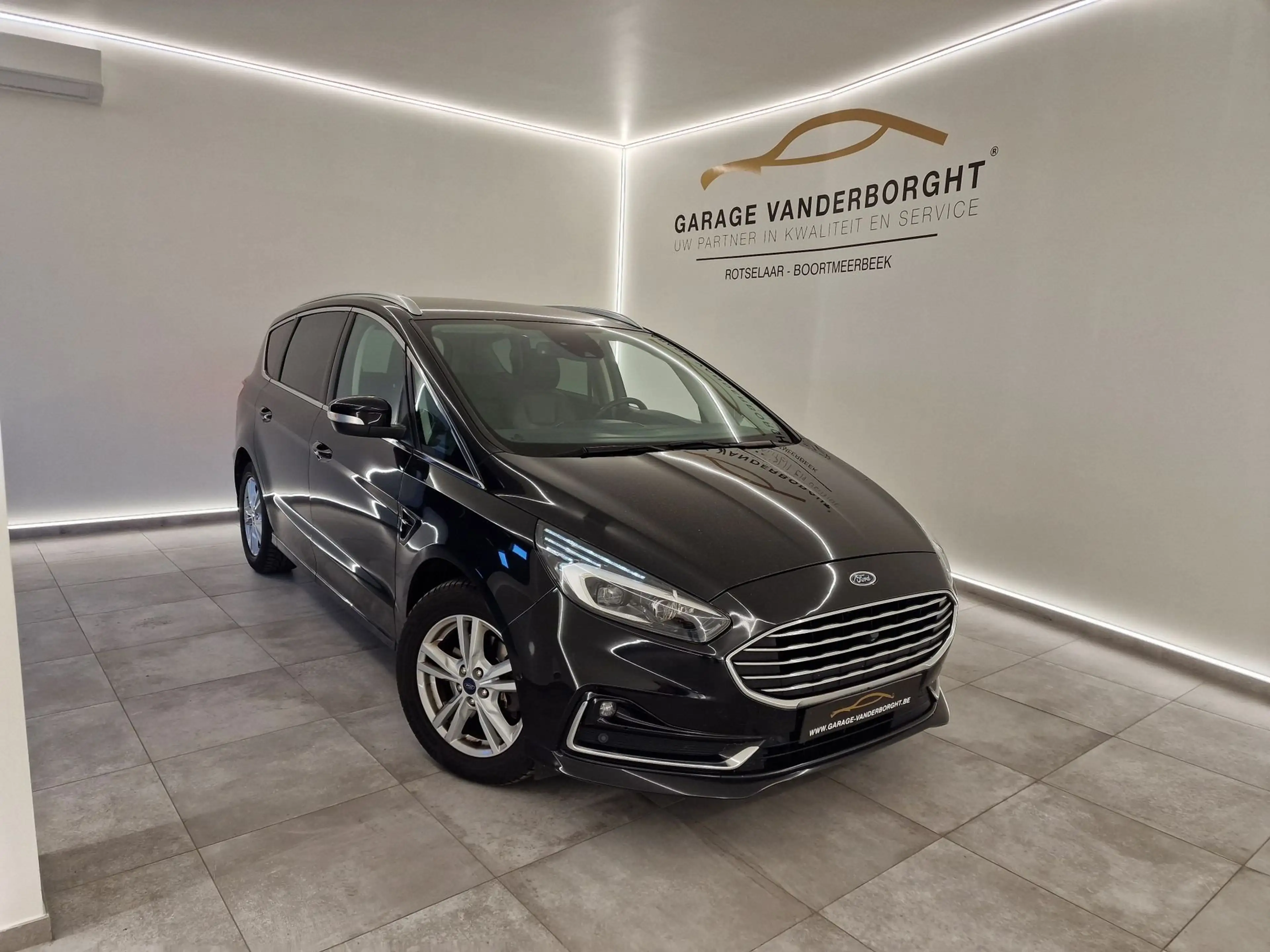 Ford S-Max TITANIUM 2.0TDCI 150PK+TAL VAN OPTIES
