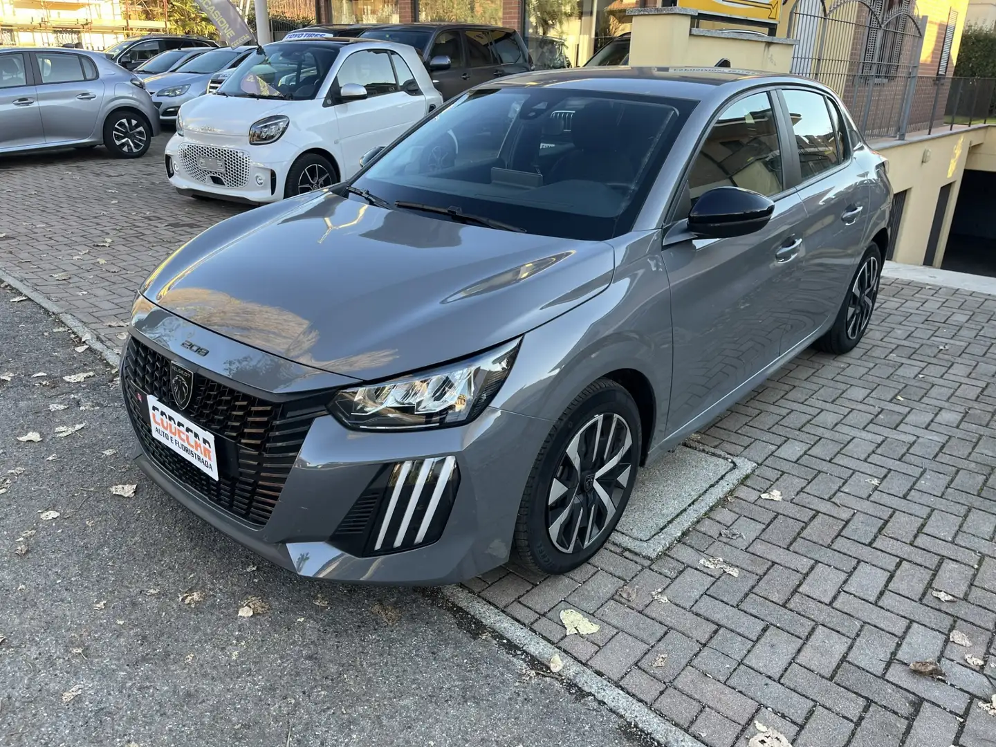 Peugeot 208 208 PureTech 100 Stop&Start 5 porte Active Grigio - 2