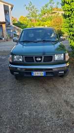 Double Cab Navara 2.5 td 133cv