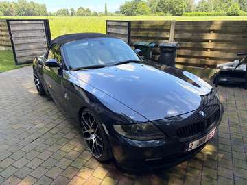Z4 2.0i 16v