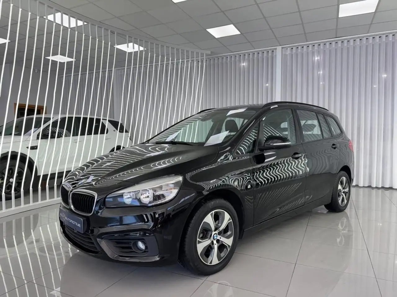 BMW 218