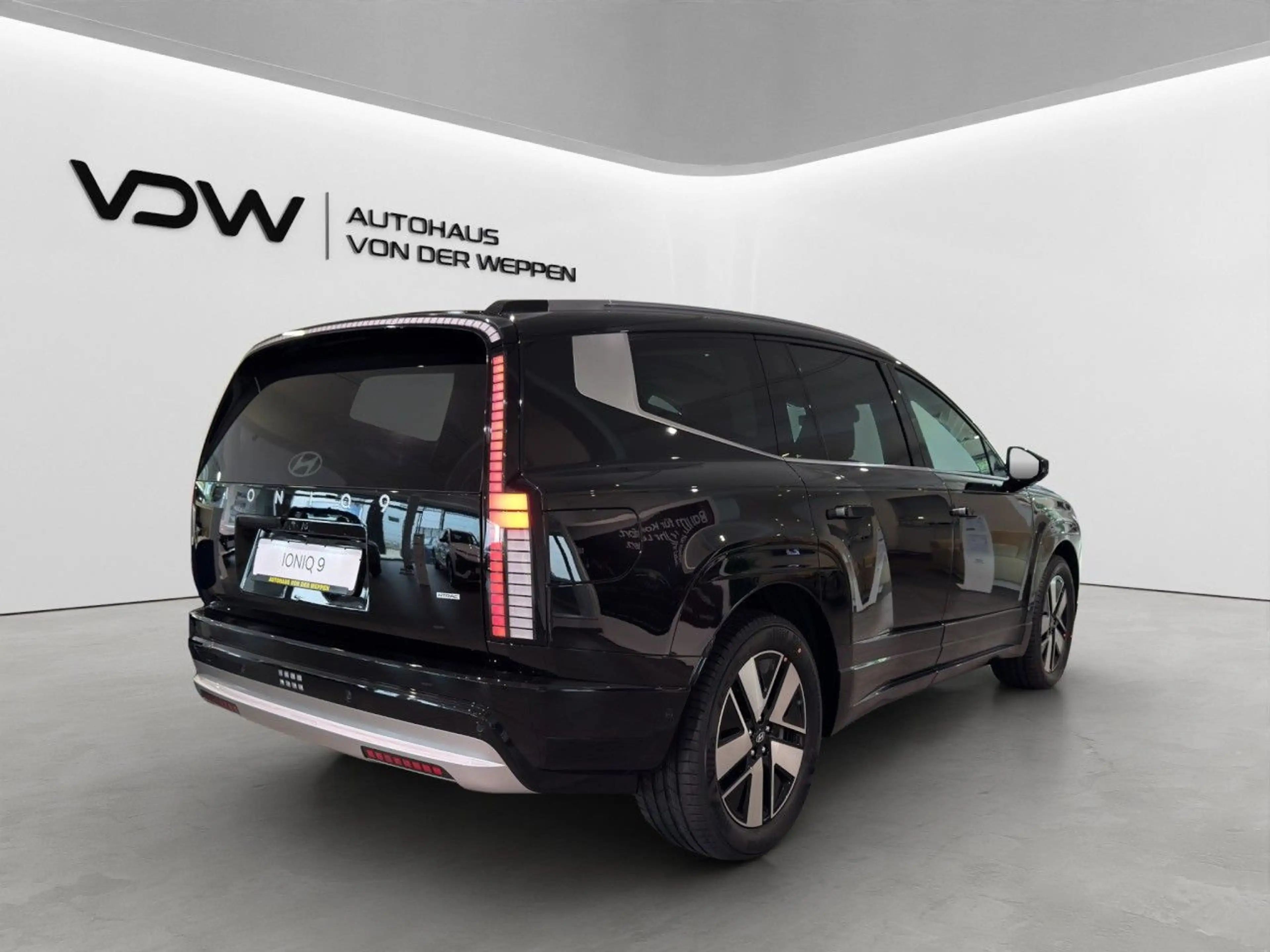 Hyundai IONIQ 9 TECHNIQ 7 SITZE INKL. Panorama-Glasdach! — photo 9