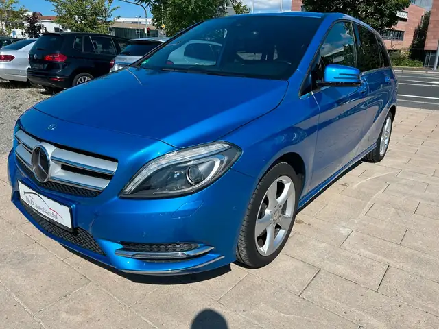 Mercedes-Benz B 180 Navi Memory SHZ Xenon 2 Hand
