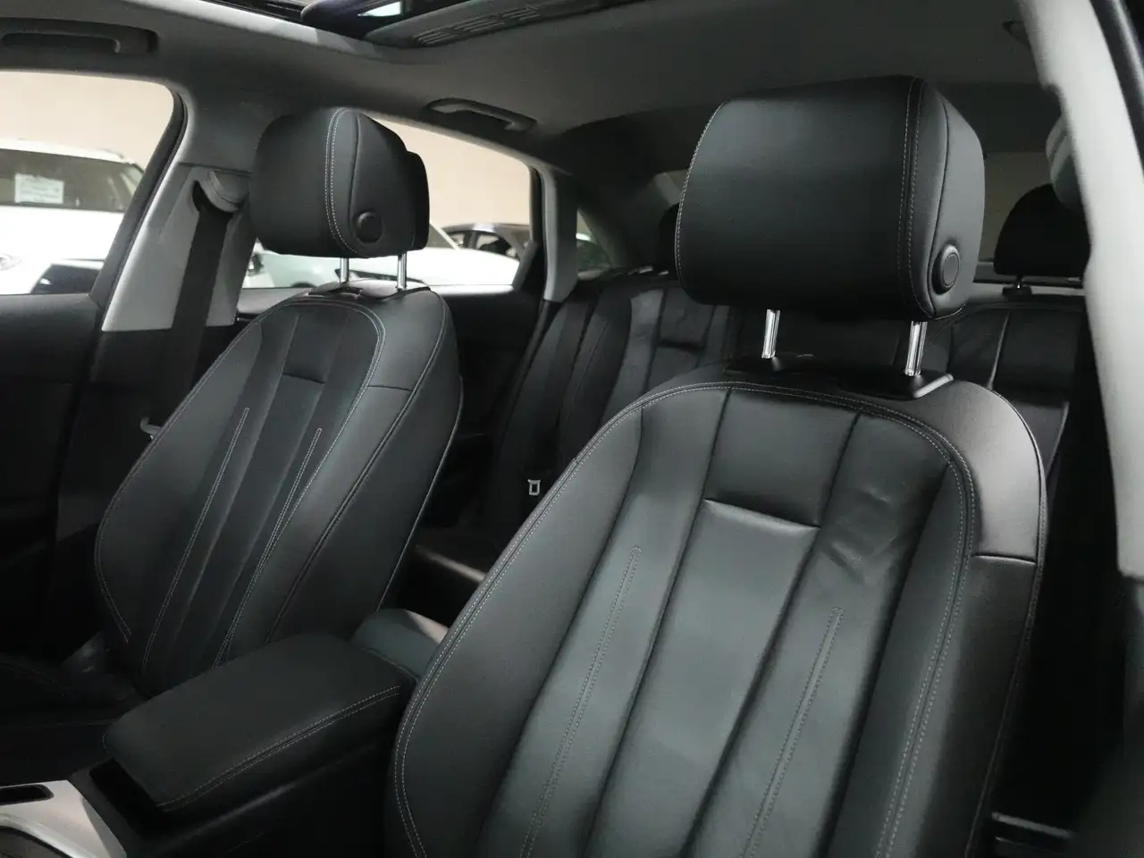 Audi A4 снимка Audi A4