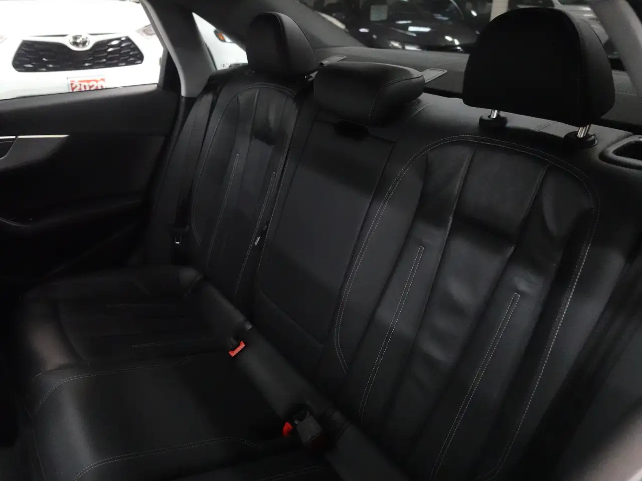 Audi A4 снимка Audi A4