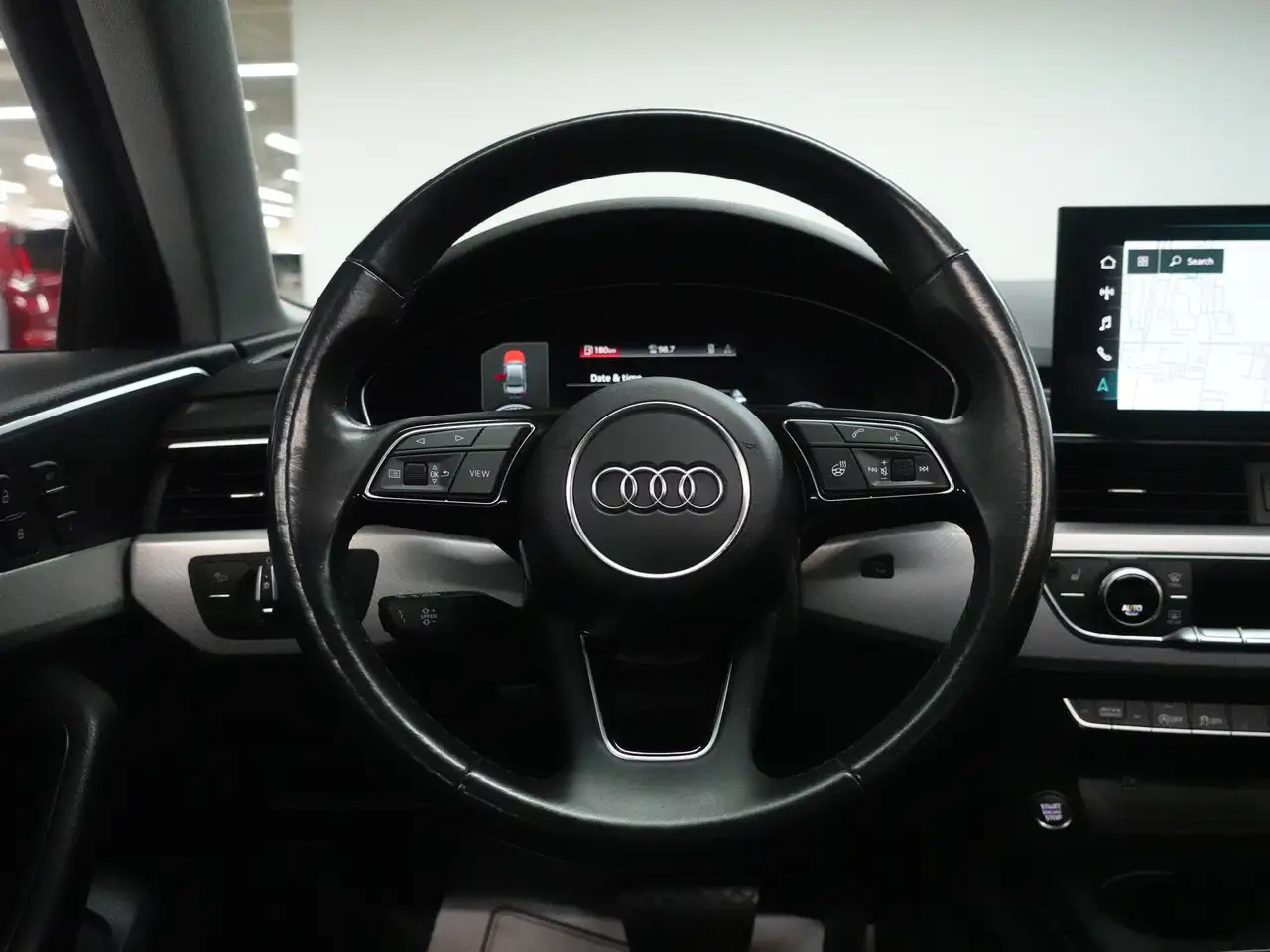 Audi A4 снимка Audi A4