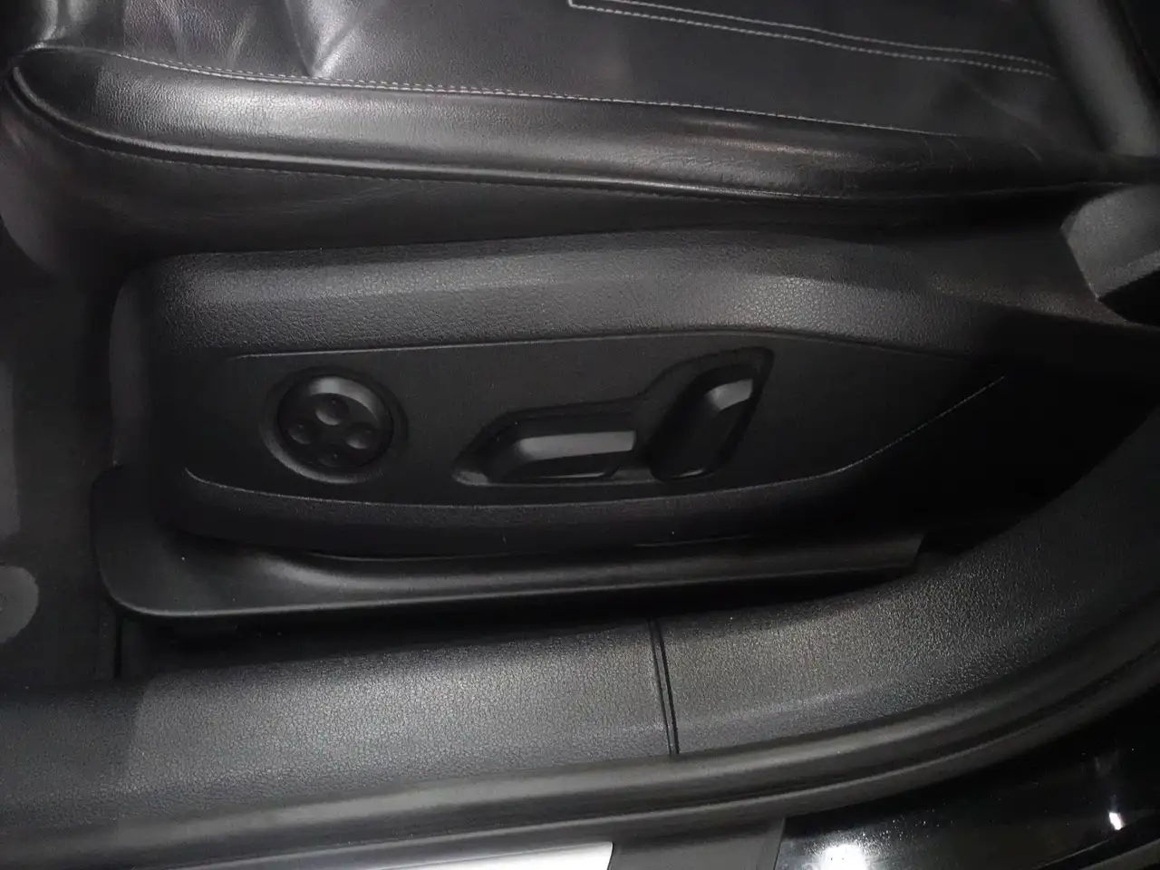 Audi A4 снимка Audi A4