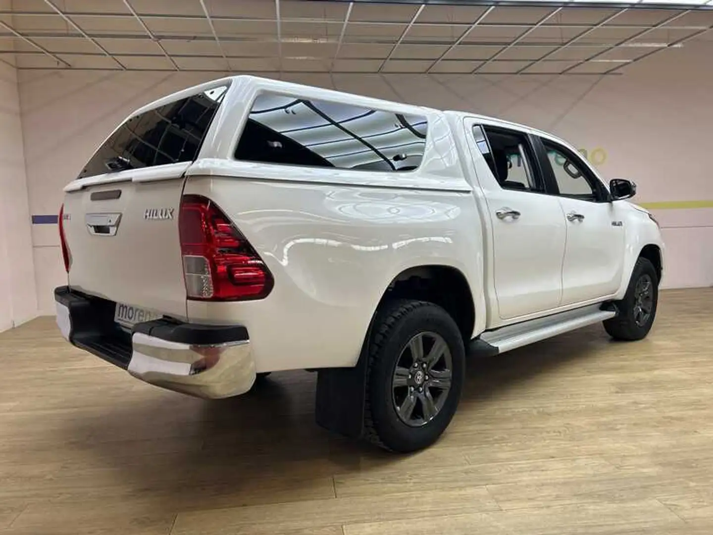 Toyota Hilux 2.4 d-4d double cab Lounge 4wd Blanco - 2