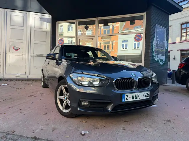 BMW 118 GARANTIE - BOITE AUTOMATIQUE - NEW TURBO ! - KIT HIVER EXTRA INCL. - CRUISE CONTROL - CAPTEURS DE STATIONNEMENTS AV/ARR