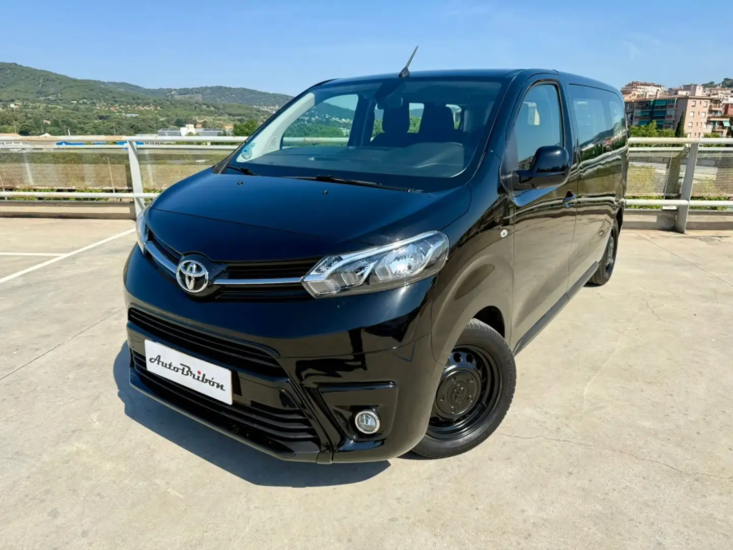 Toyota Proace Shuttle L1 1.5D 9pl. VX 120 Noir - 2